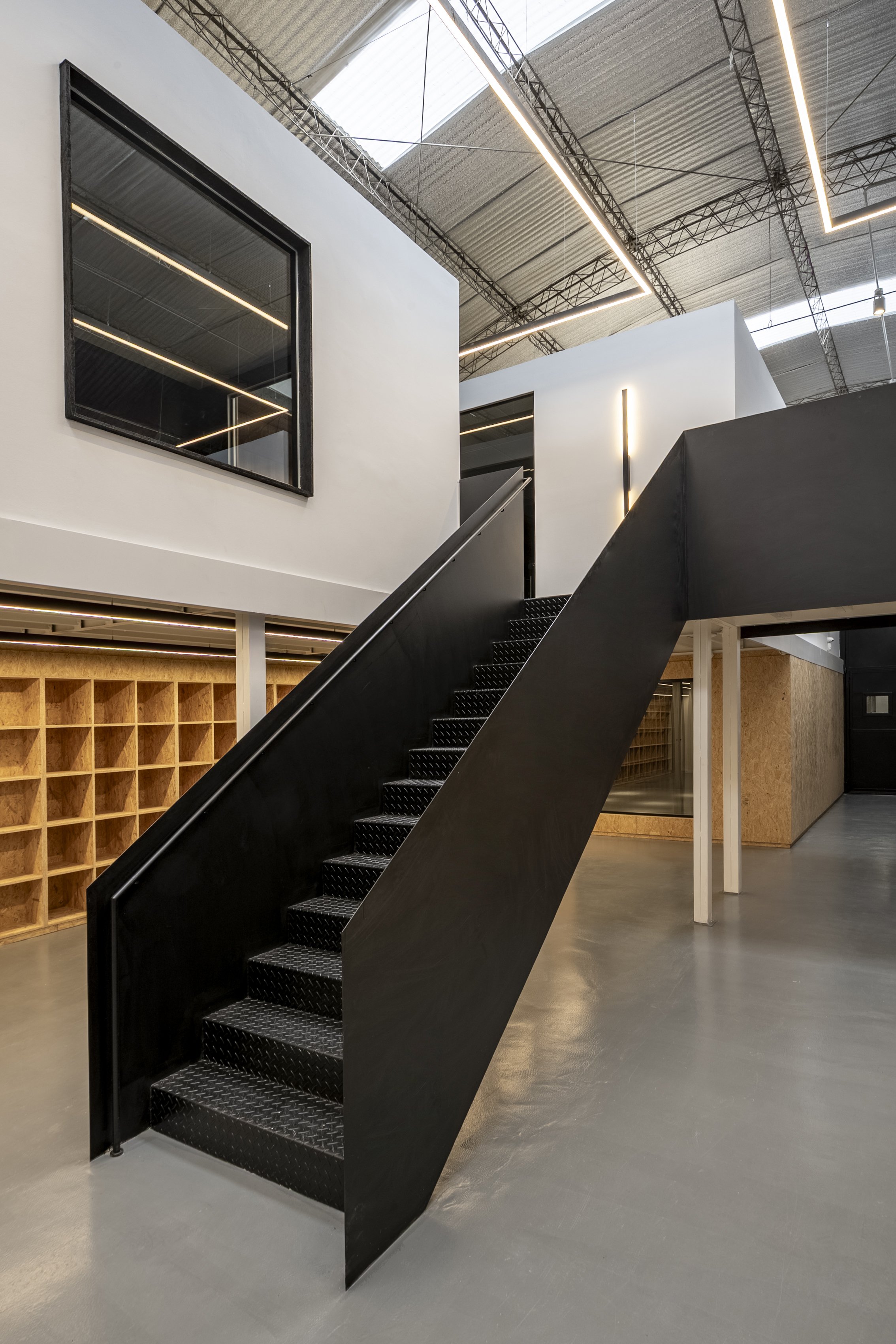 ENOTEK WAREHOUSE 6